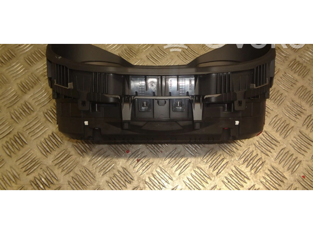 Панель приборов 5E0920780E   Skoda Octavia Mk3 (5E)       