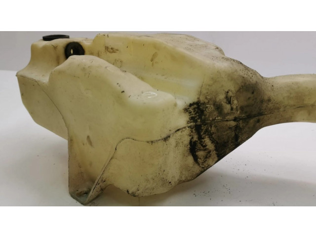 Бачок оконной жидкости