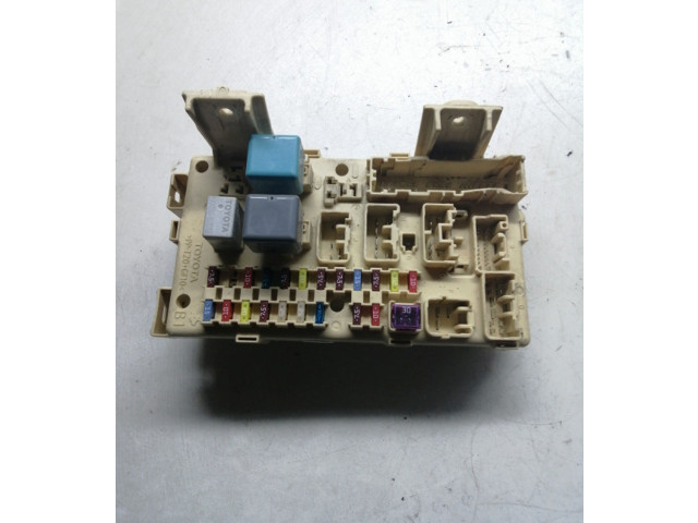 Блок предохранителей 892210F020   Toyota Corolla Verso AR10    