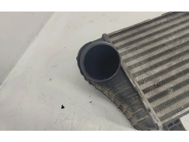 Интеркулер 701145805A Volkswagen Transporter - Caravelle T4