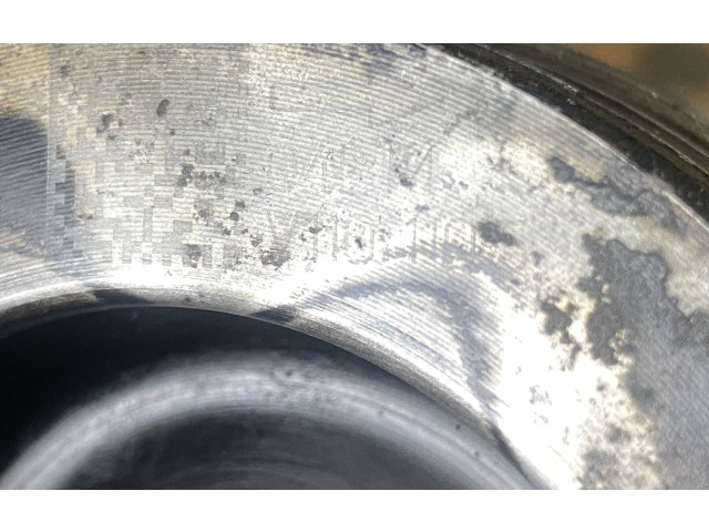  Поршень с шатуном  02604LA, 04LADE  Audi A3 S3 8V  