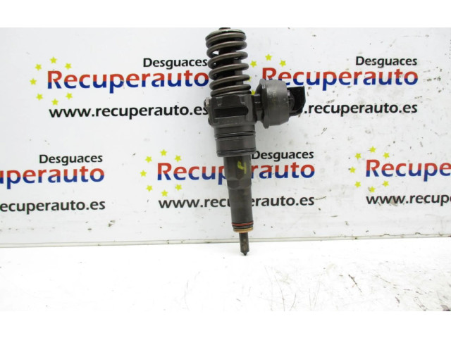 Vstřikovač 038130073AG Seat Altea