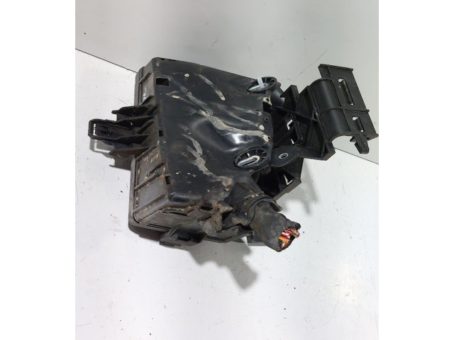 Pojistková skříňka 5Q0907361B, 5Q0907361B Volkswagen PASSAT B8 USA 2017