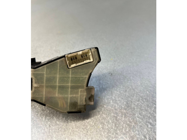 Ручка стеклоочистителей 25260EA001, 25260EA001 Nissan Navara D40