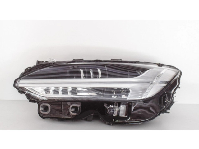 Передняя фара