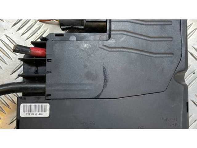 Плюсовый провод (аккумулятора)