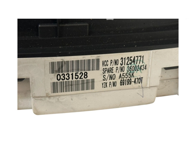Панель приборов 36002434, 69199470T   Volvo V50       