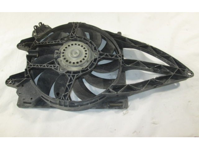 Вентилятор радиатора     51829974    Fiat Grande Punto 