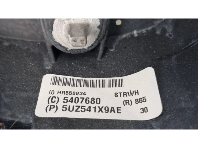 Руль Chrysler Pacifica 2017- года P5UZ541X9AE, 5UZ541X9AE