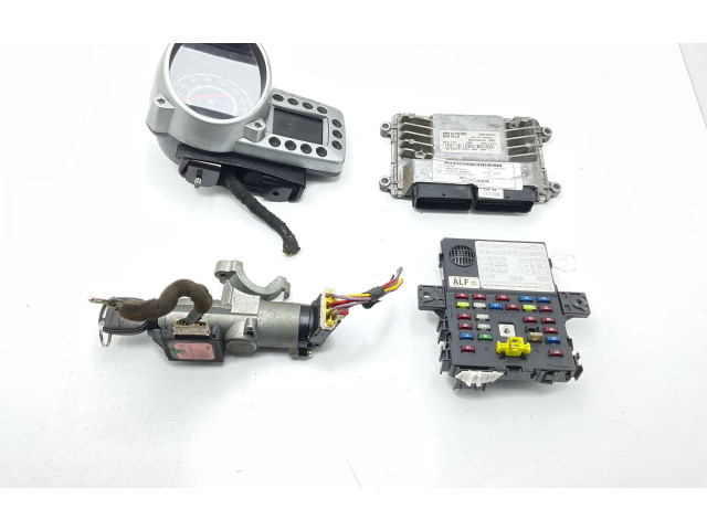 Комплект блоков управления 25182025, 25182025   Chevrolet Spark
