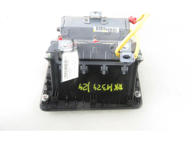 Подушка безопасности пассажира Mitsubishi Outlander