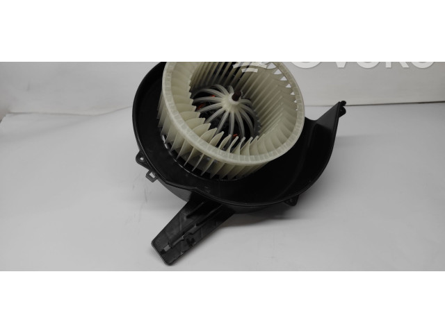 Вентилятор печки 6Q1819015J Audi A1