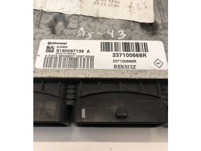 Řídící jednotka 237100668R, S180067139A Renault Megane III 2010