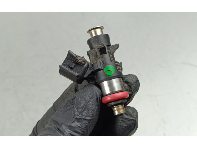 Форсунка 05281427AA Jeep Grand Cherokee WL