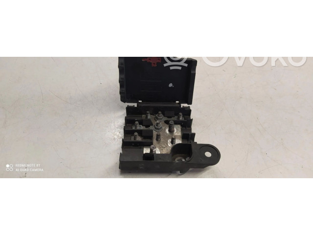 Блок предохранителей 8K0937517B, 8K0937517B   Audi A5 8T 8F    