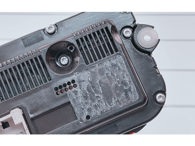 Блок управления климат-контролем TC2LL9505014, 74677581   Volkswagen PASSAT B6