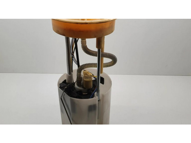 Насос топлива (в топливном баке)