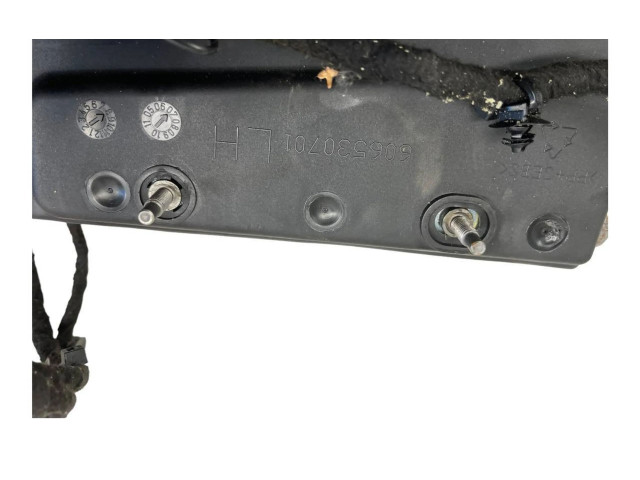 Подушка безопасности в сиденье 30715729, TE3815072570001 Volvo V70