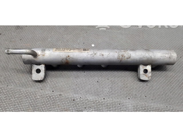 Топливная рампа A6390700495 Mitsubishi Colt CZ3