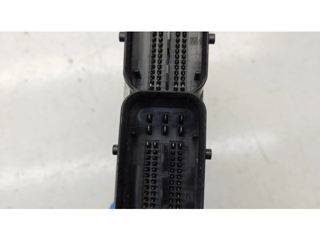 Řídící jednotka 03G906016, 03G906016AT   Audi A3 S3 8P 2007