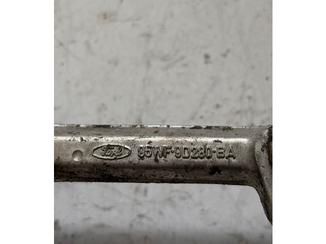 Топливная рампа 95WF9D280BA Ford Galaxy для двигателя 1Z