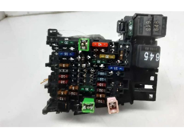 Блок предохранителей 5Q0937615C Audi A3 S3 A3 Sportback 8P