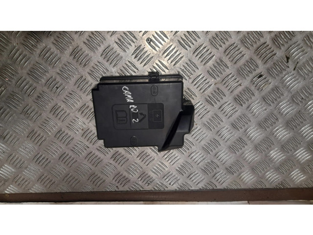 Pojistková skříňka Крышка ящика предохранителей Chevrolet Camaro 2017