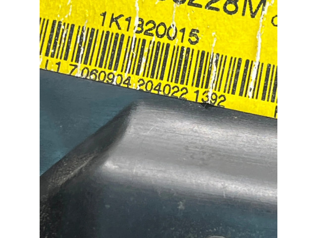 Вентилятор печки 1K1820015, F983228M Skoda Octavia Mk2 (1Z)