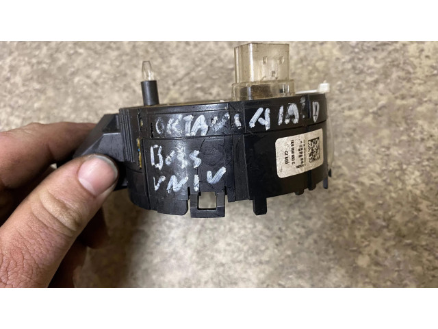 Подрулевой шлейф SRS 1K0959653C   Skoda Octavia Mk2 (1Z)