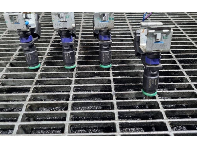 Форсунка D5BGAA9F593, G226K38502    Ford Ecosport  UEJB UEJE 