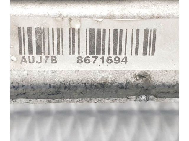 Интеркулер 8671694 Volvo S80