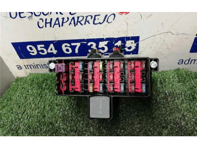 Pojistková skříňka 8V5T14A005, 8V5T14A005 Ford Fiesta 2010