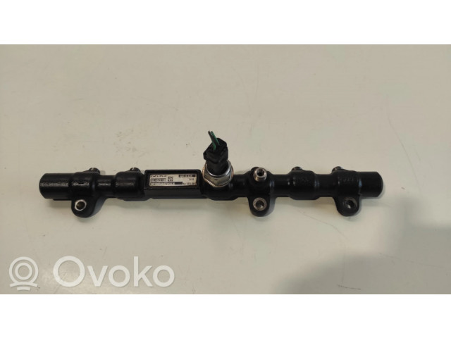 Магистральная трубка топлива