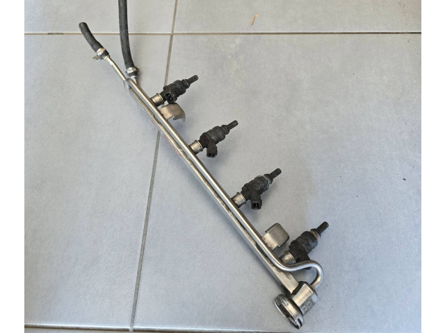 Топливная рампа 06a133317e Volkswagen Golf VI для двигателя CBAB