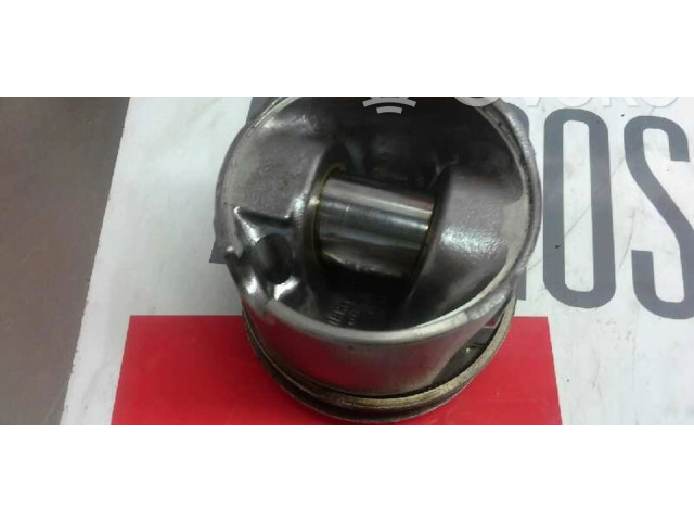 Píst Seat Ibiza III (6L) ATD