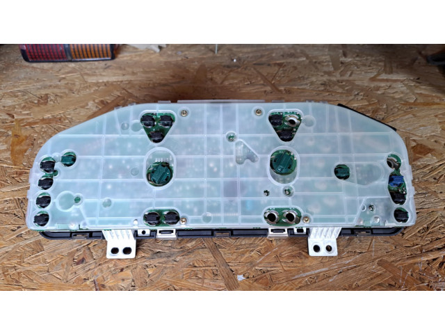 Přístrojová deska Mazda Premacy 2000 CB16B, WHCB16B