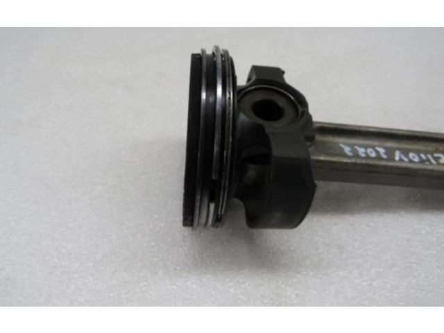 Поршень K9K 872|K9K 876 973P, 25922 Renault Clio V