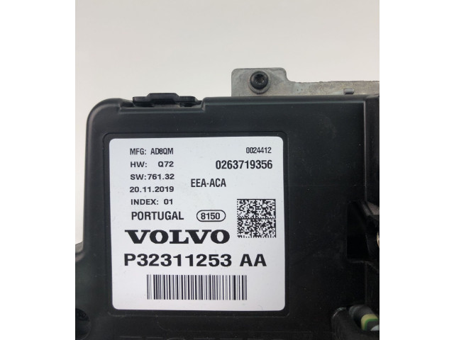 Панель приборов 32311253AA, UK2688   Volvo S60       