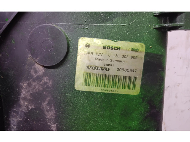 Вентилятор радиатора     30680547, 0130303909    Volvo V70 