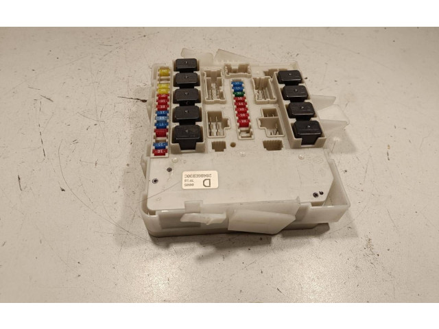 Pojistková skříňka 0005, 7F18 Nissan Navara D40 2007