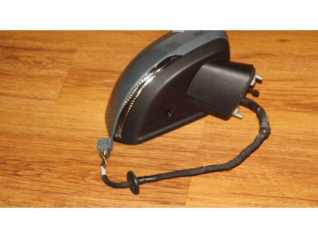 Зеркало электрическое Volvo XC40 - года