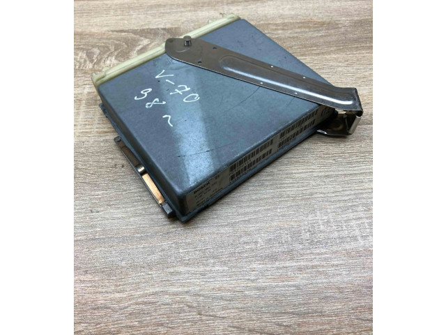 Блок управления двигателем ECU    P09202165, 0281001591   Volvo S70  V70  V70 XC