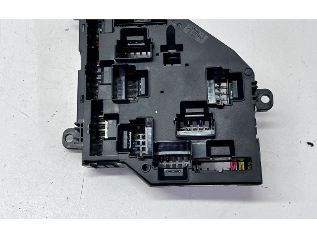 Блок предохранителей 9259468   BMW X3 F25    