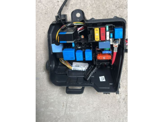 Блок предохранителей     Dacia Duster II    