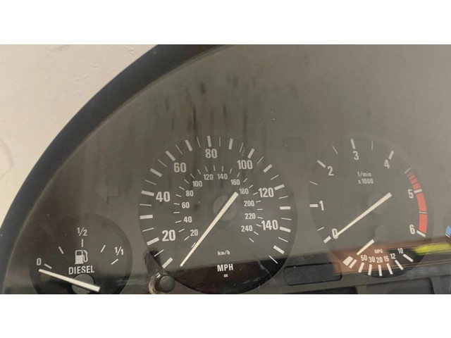 Přístrojová deska BMW 5 E39 2002 6907019, 110008735113