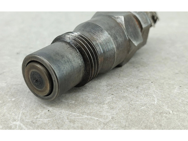 Форсунка KCA30SD27    Mercedes-Benz W123   