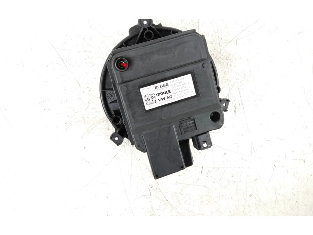 Вентилятор печки    4M1820021C   Audi e-tron