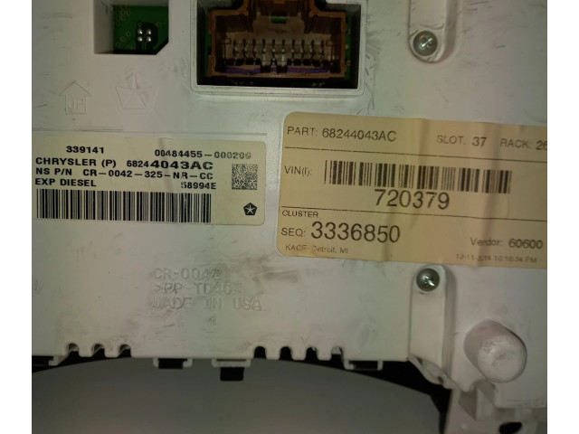 Панель приборов P68244043AC, P68244043AC   Jeep Grand Cherokee       