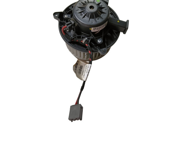 Вентилятор печки    102282164   Opel Meriva A