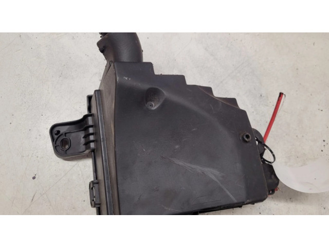 Блок предохранителей 243822641R Dacia Sandero